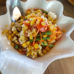 ตำข้าวโพด-ไข่เค็ม