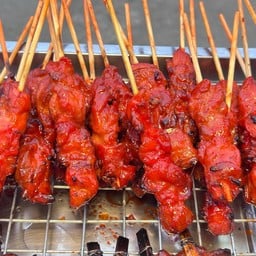 เนื้อไก่ย่างแดง