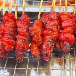 หนังไก่ย่างแดง