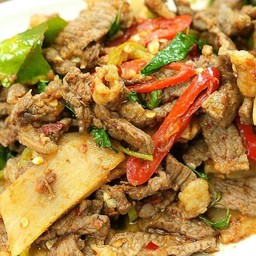 เนื้อผัดหน่อไม้ดอง