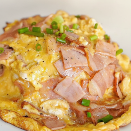 Creamy Omelet over Rice (ข้าวไข่ข้น)
