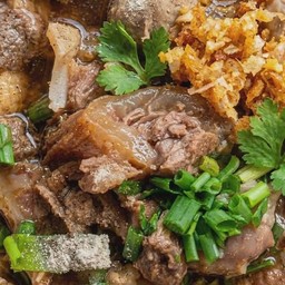 ข้าวกะเตี๋ยว