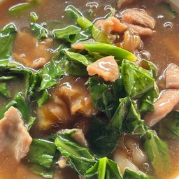 ราดหน้าหมูหมัก