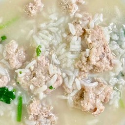 ข้าวต้ม หมูสับ