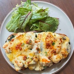Seafood Gratin Toast