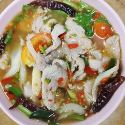 ต้มแซ่บหมูนุ่ม