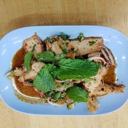 น้ำตกเนื้อ