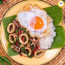 กะเพราปลาหมึก