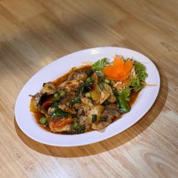 ผัดเผ็ดปลาเนื้ออ่อน.