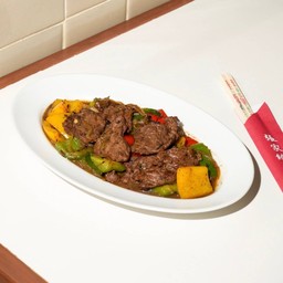 เนื้อออสเตรเลียผัดพริกไทยดำ