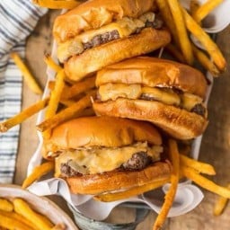 Summer Burgers แยกวุ่นวาย