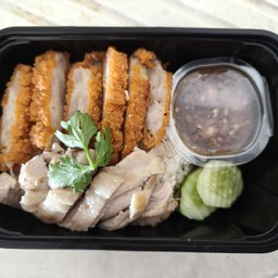 ข้าวมันไก่ต้ม+ไก่ทอด