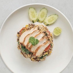 ข้าวผัดไก่ย่าง