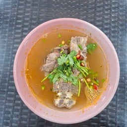 เจ้ตาข้าวต้ม 2 บาท อาหารตามสั่ง
