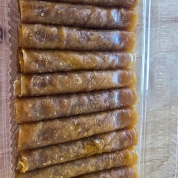 ข้าวมันไก่ดำเนิน เจ๊แก้ว