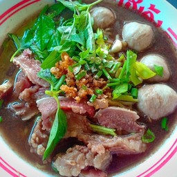 เกาเหลาหมูน้ำตก
