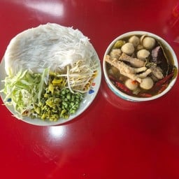 ร้านขนมจีนน้ำยารสเด็ด พุทธมณฑลสาย4 สาขาหลัก
