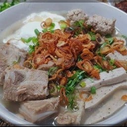 ก๋วยจั๊บญวนอุบล