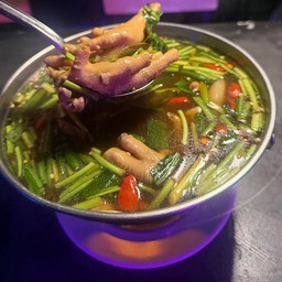 ต้มซุเปอร์ตีนไก่ ขนาดหม้อไฟ