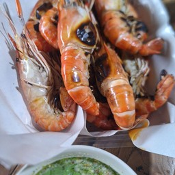 นน.กุ้งแม่น้ำ3ขีดสั่งกุ้งสดก่อนเผา
