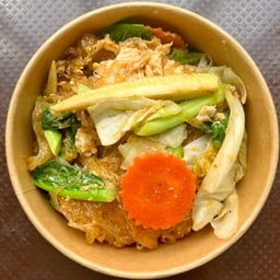 ผัดวุ้นเส้นใส่ไข่ ผักรวม