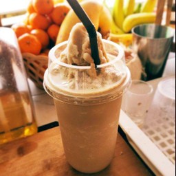 ข้าวผลไม้สดปั่น เพชรเกษม68