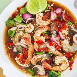 ยำกุ้งสุก