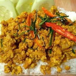 ข้าวคั่วกลิ้งหมูสับ