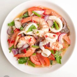 ยำทะเล กุ้ง-ปลาหมึก