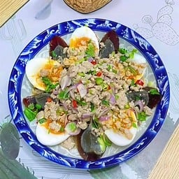 ยำนะจ๊ะ & ข้าวไข่เจียวทรงเครื่อง เลือกเครื่องได้ 7อย่างจุกๆ