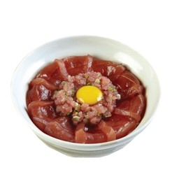 Negi akami fresh egg don ข้าวหน้าปลาทูน่าสด