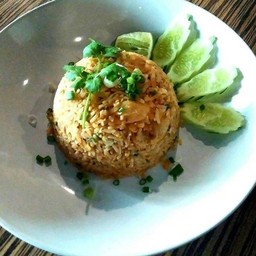 Vietnamese and more อาคารคอลั่ม ทาวเวอร์