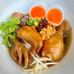 ก๋วยเตี๋ยวไก่ข้ามฟาก (ละลายในปาก) สาขาบางแก้ว