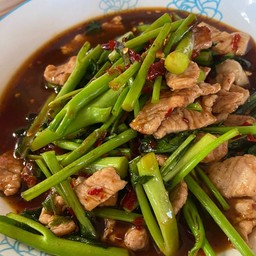 คะน้าหมู-ไก่