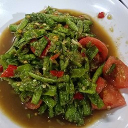 อีหลีติตำแหลก
