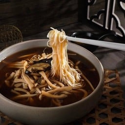 หมี่น้ำแดง S