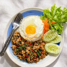 เตี๋ยว ตุ๋น ลึก ลับ น้องใหม่