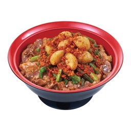 ข้าวหน้าเนื้อย่างดอกกระเทียมสไปซี่และกระเทียมย่าง โรยผงกระเทียม
