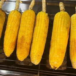 โกดังข้าวโพด