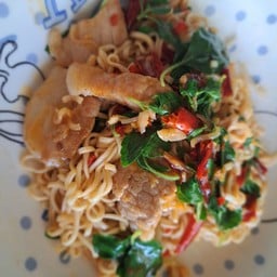 กะเพร๊าากะเพรา&หมูแดดเดียวนะสิ