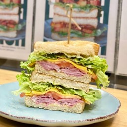 The classic ham Sandwich
