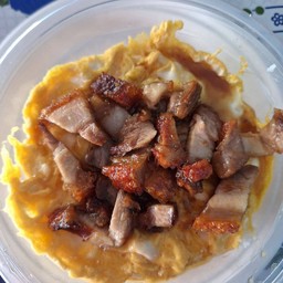 ข้าวไข่ข้นหมูกรอบหวาน
