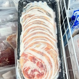 หมูสามชั้นลอกหนังสไลด์