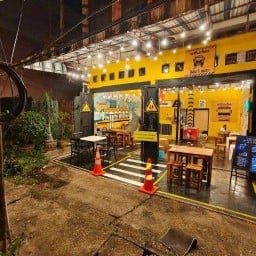 ร้านรถโรงเรียนbyหนูน้อยร้อยล้าน