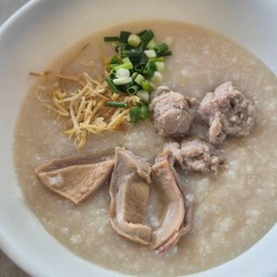 โจ๊กหมู+กระเพาะ
