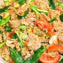 ข้าวผัดหมูโบราณ