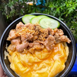 ไข่ข้น+หมูกระเทียม