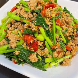 ข้าวผัดคะน้าหมูสับ