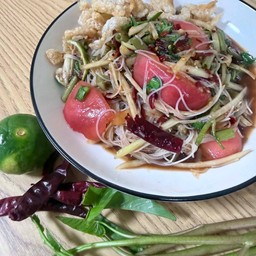 แซ่บนิยม