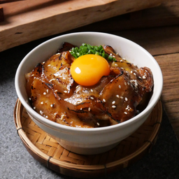 ข้าวหน้าหมูสามชั้นย่างจัมโบ้ (D)